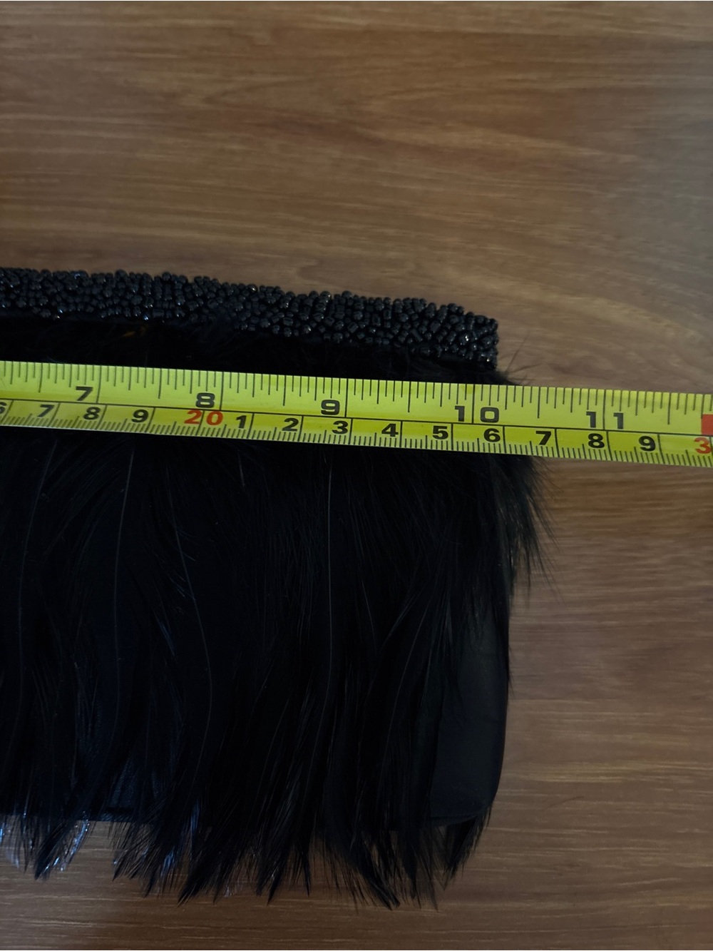 LA REGALE FEATHER AND BEADED EVENING CLUTH BAG - Picture 6 of 7